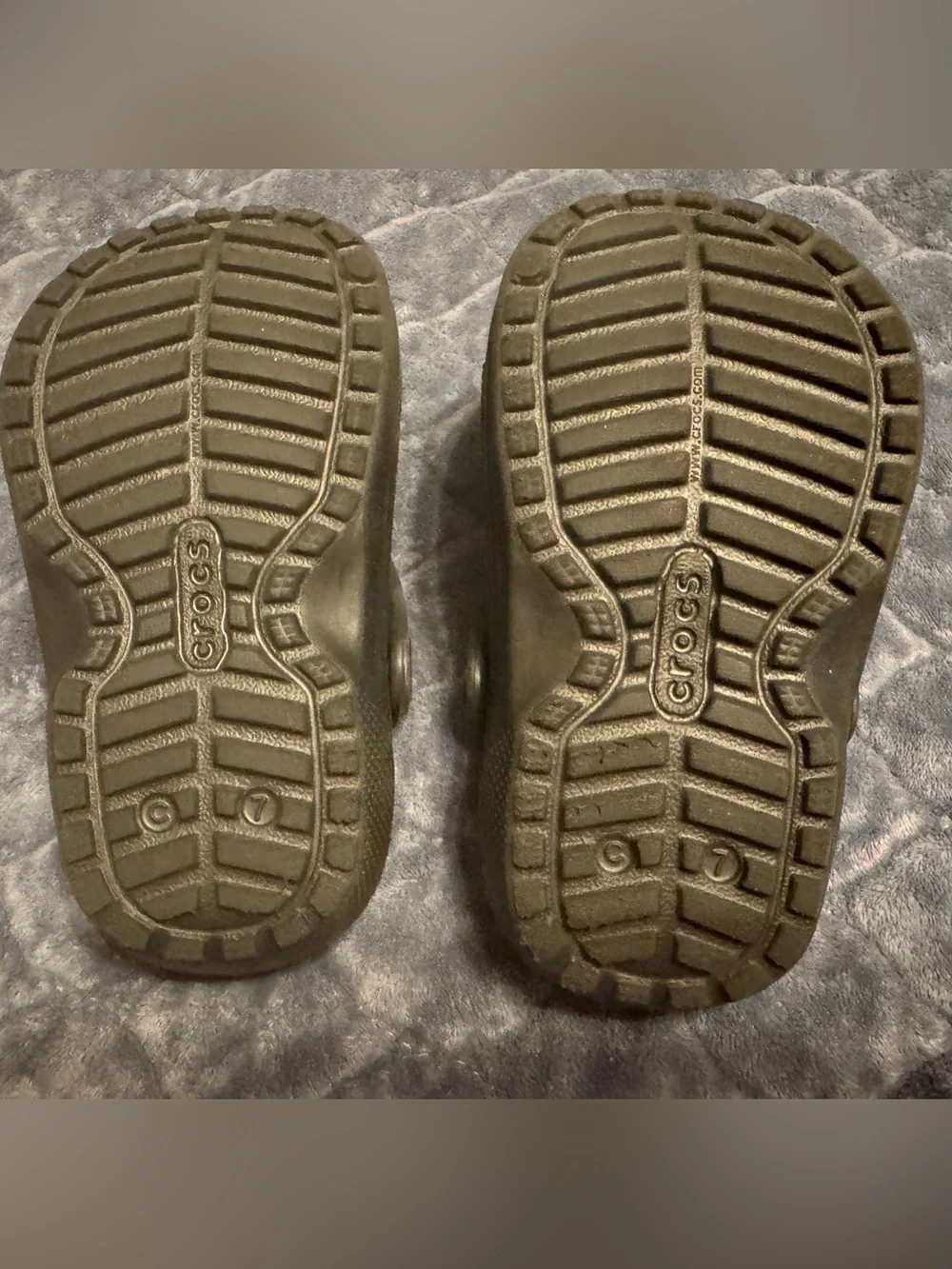 CROCS Kids Classic Lined Clog in Black unisex Size 7